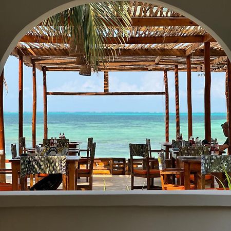 Ha Beach Hotel Zanzibar ジャンビアニ エクステリア 写真
