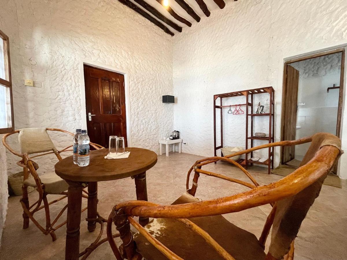 Ha Beach Hotel Zanzibar ジャンビアニ エクステリア 写真