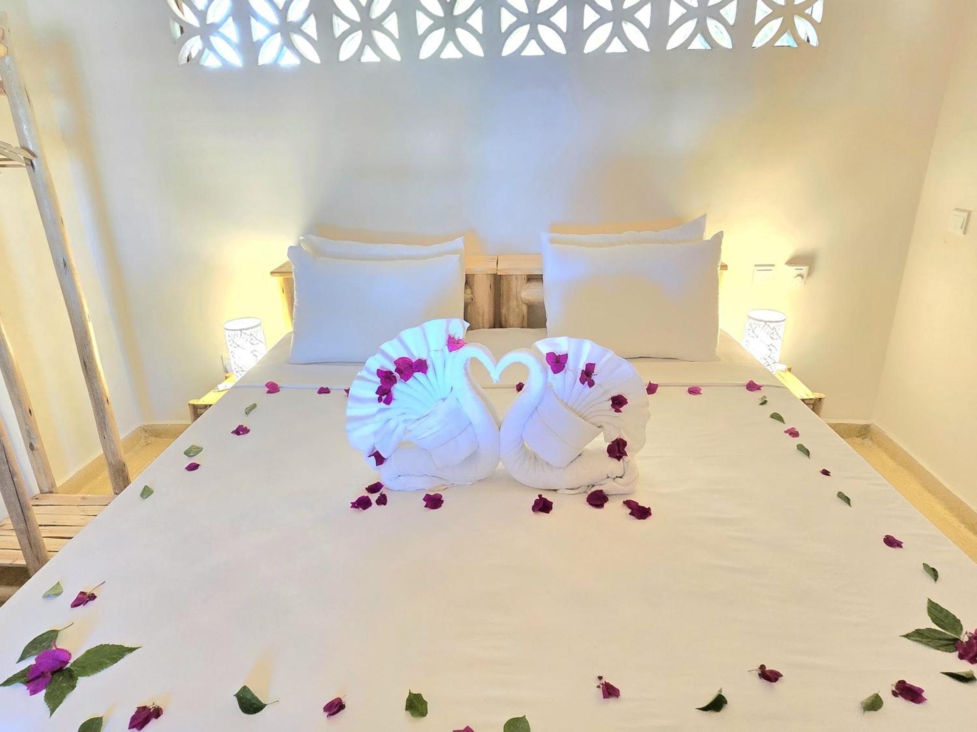 Ha Beach Hotel Zanzibar ジャンビアニ エクステリア 写真